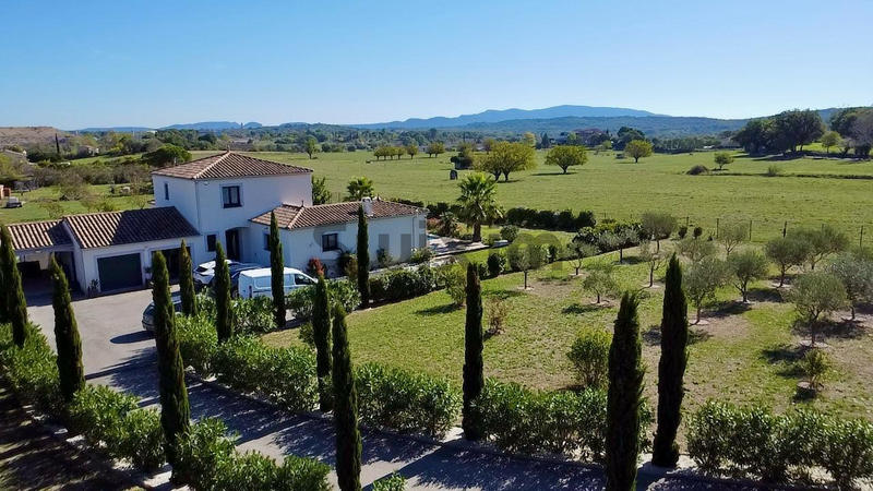 Propriété - 167 m² - 5 pièces