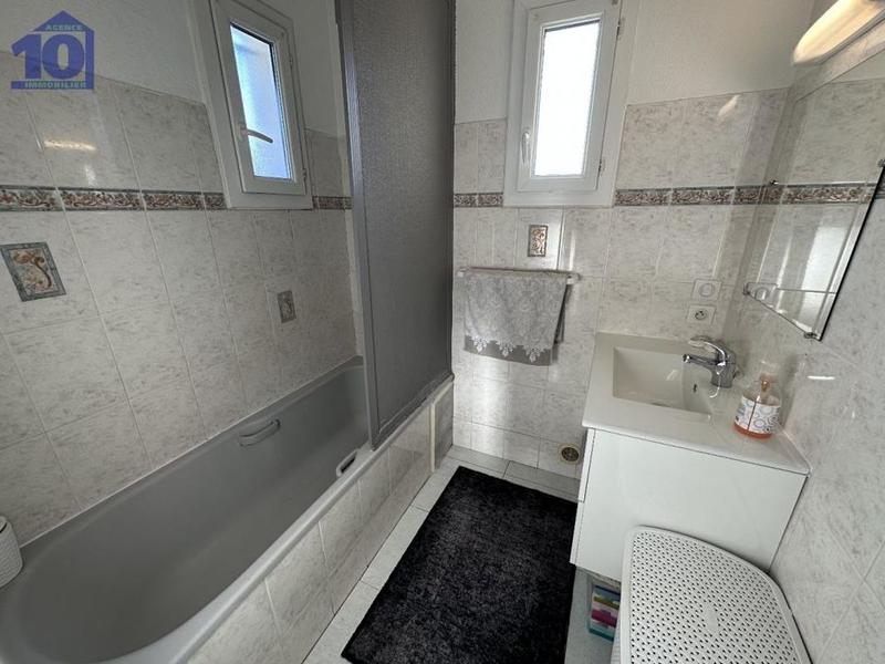 Maison - 175 m² - 8 pièces