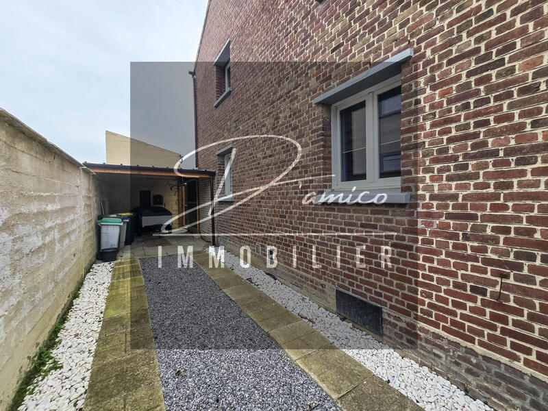 Maison - 83 m² - 6 pièces