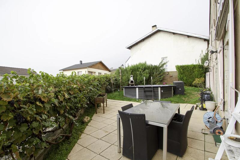 Appartement - 155 m² - 6 pièces