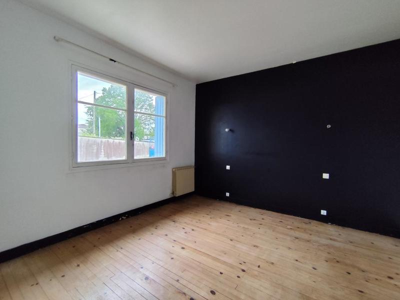 Maison - 180 m² - 8 pièces