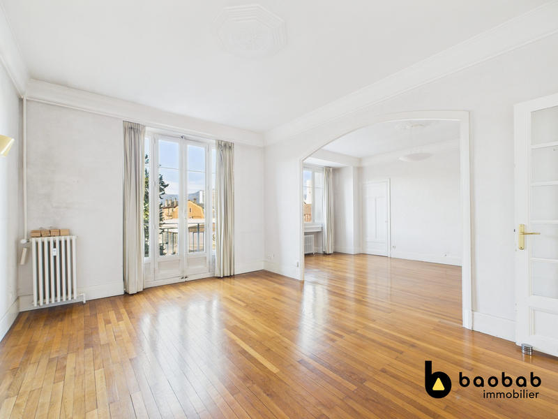 Appartement - 122 m² - 5 pièces