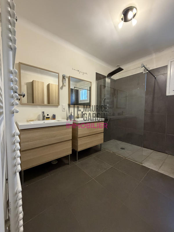 Maison - 137 m² - 4 pièces