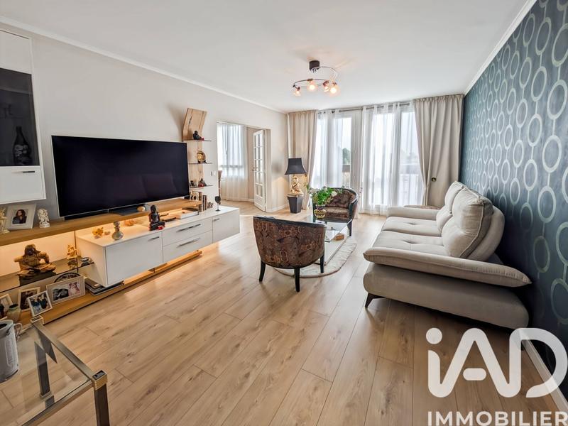 Appartement - 90 m² - 5 pièces