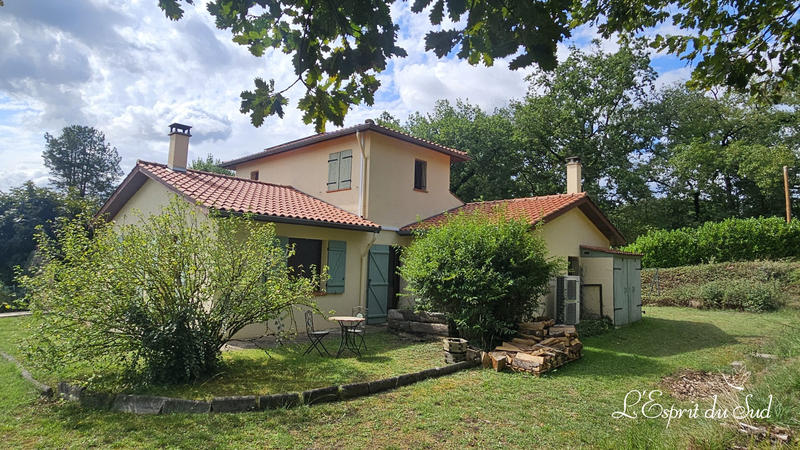 Maison traditionnelle - 113 m² - 5 pièces