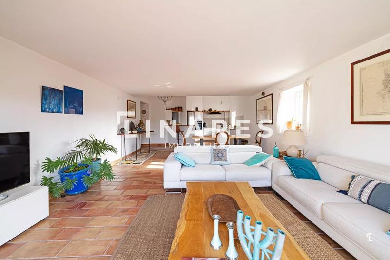 Duplex - 200 m² - 5 pièces