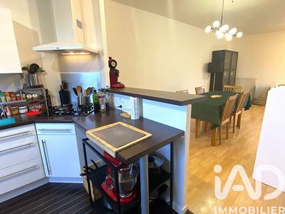 Appartement - 97 m² - 5 pièces