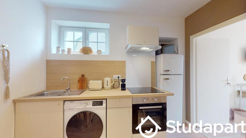 Chambre - 11 m² - 1 pièce