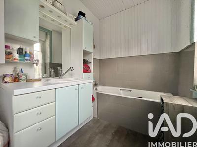Maison - 110 m² - 4 pièces