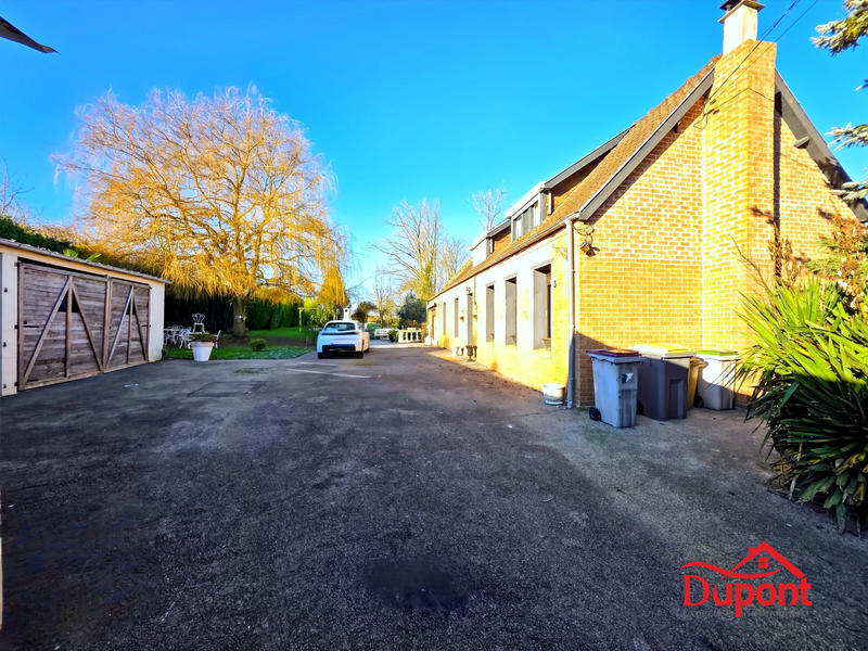 Maison - 160 m² - 8 pièces