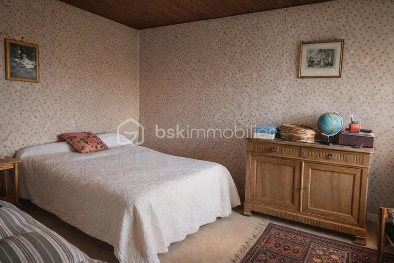 Maison en pierre - 152 m² - 7 pièces