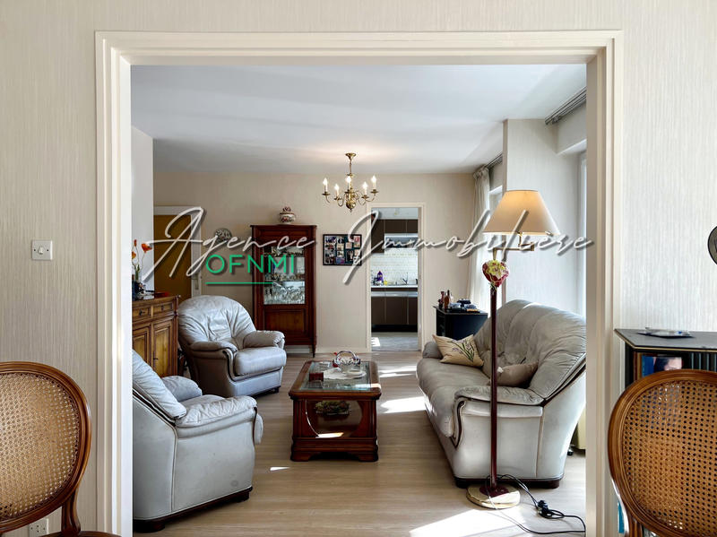 Appartement - 91 m² - 5 pièces