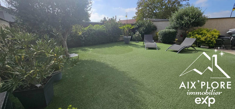 Maison - 220 m² - 5 pièces