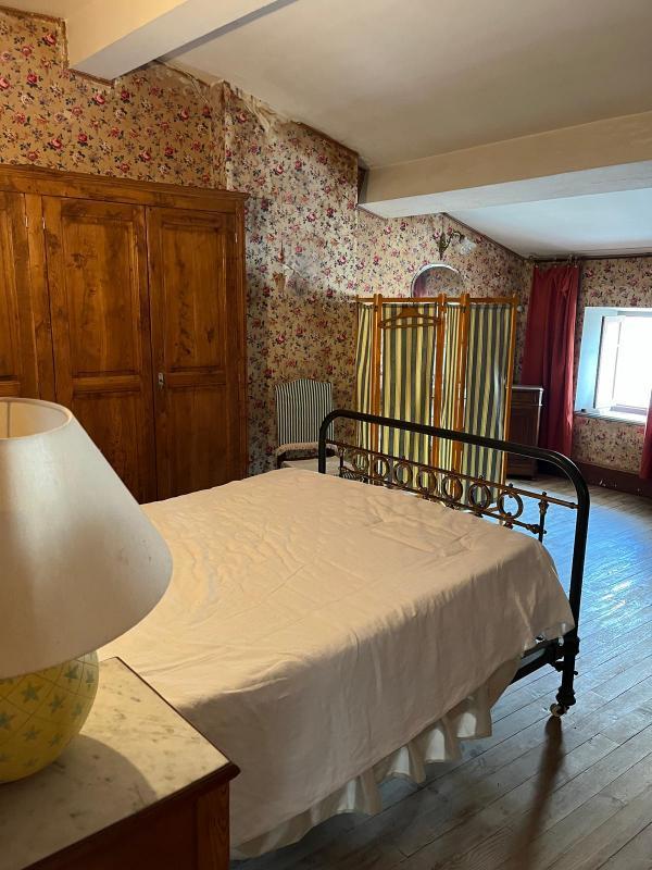 Maison - 162 m² - 10 pièces