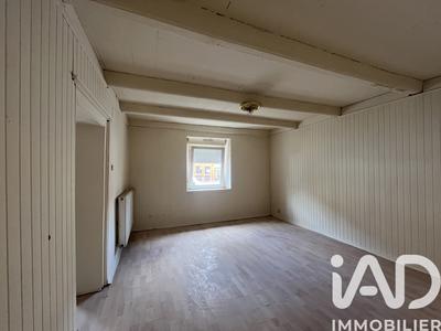 Maison - 210 m² - 5 pièces