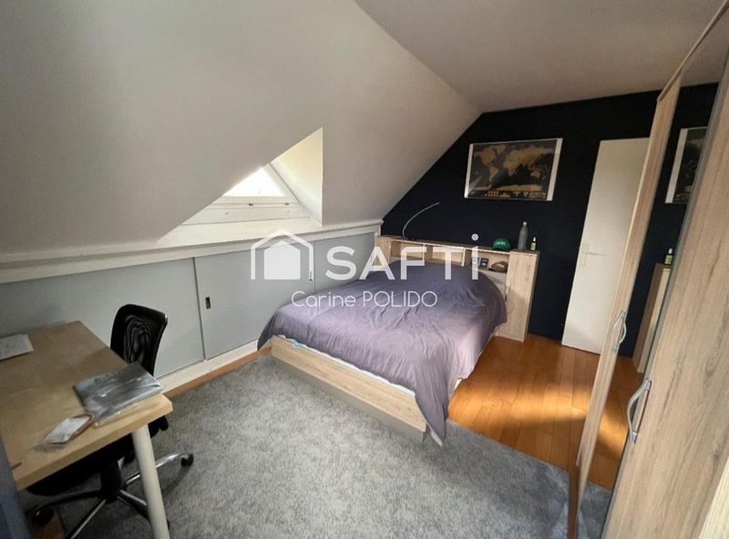 Maison - 177 m² - 7 pièces