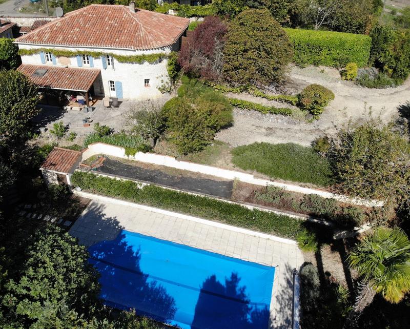 Maison - 144 m² - 6 pièces