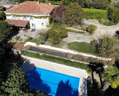 Maison - 144 m² - 6 pièces