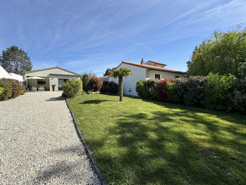 Maison - 96 m² - 4 pièces