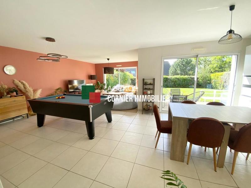 Pavillon - 150 m² - 6 pièces