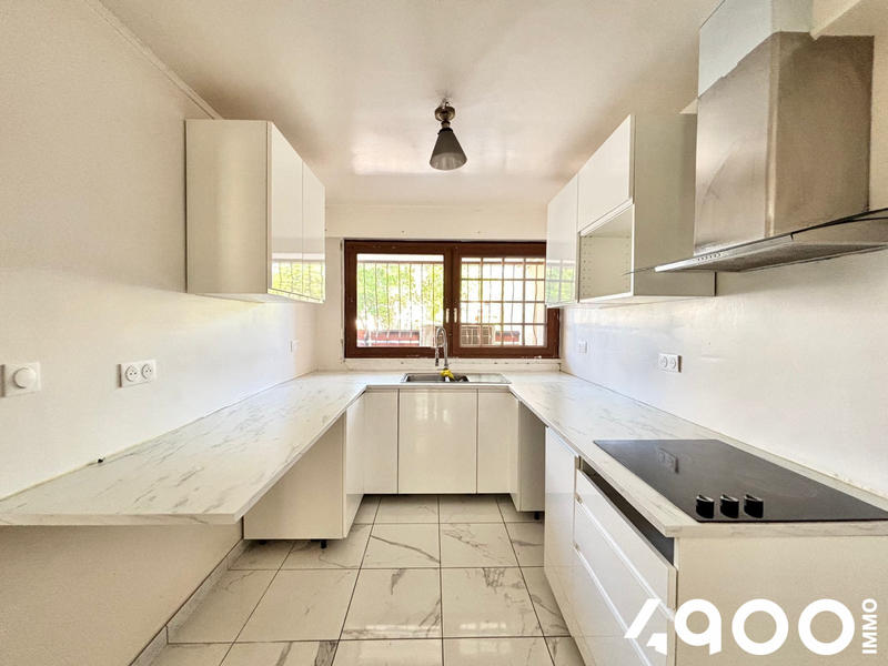 Maison - 88 m² - 5 pièces