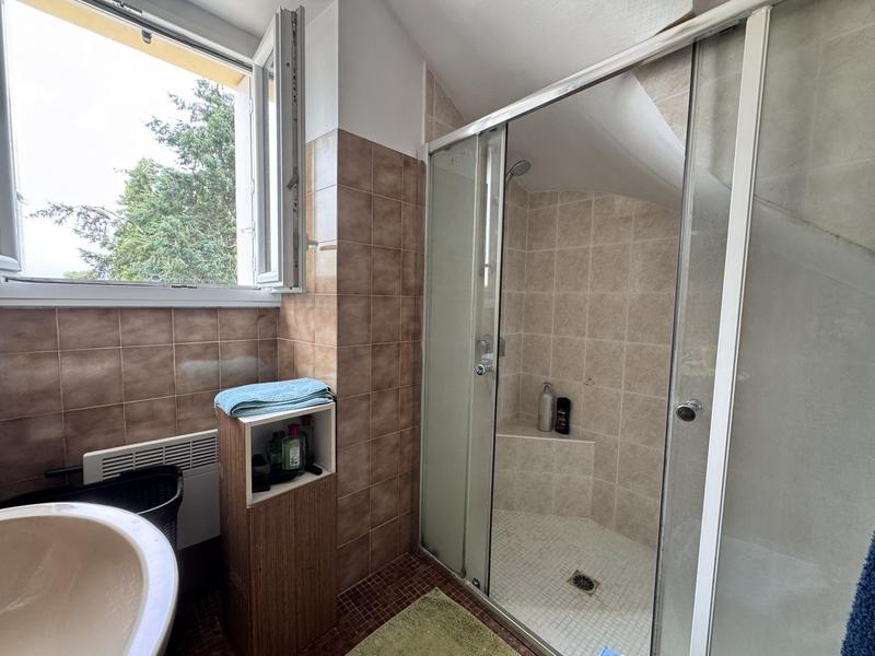 Maison - 102 m² - 5 pièces