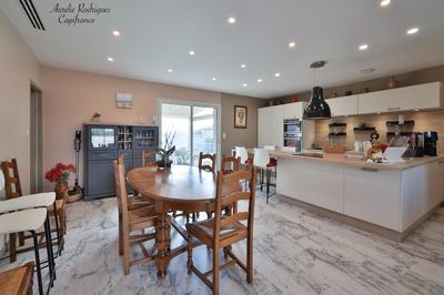 Maison - 132 m² - 6 pièces