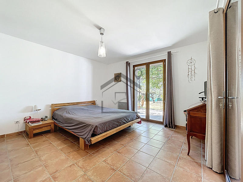 Villa - 161 m² - 7 pièces