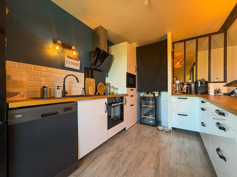 Appartement - 77 m² - 3 pièces