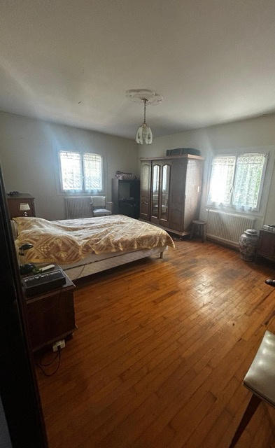 Maison - 308 m² - 13 pièces