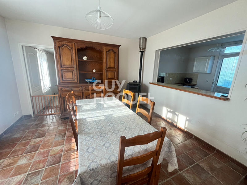 Maison - 91 m² - 5 pièces