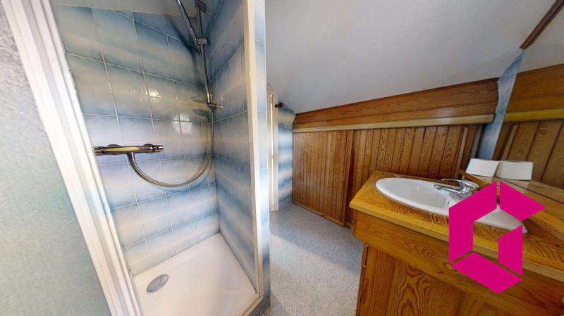 Villa - 99 m² - 5 pièces