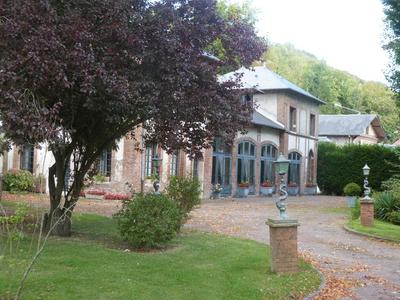 Château - 850 m² - 17 pièces
