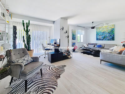 Maison - 118 m² - 4 pièces