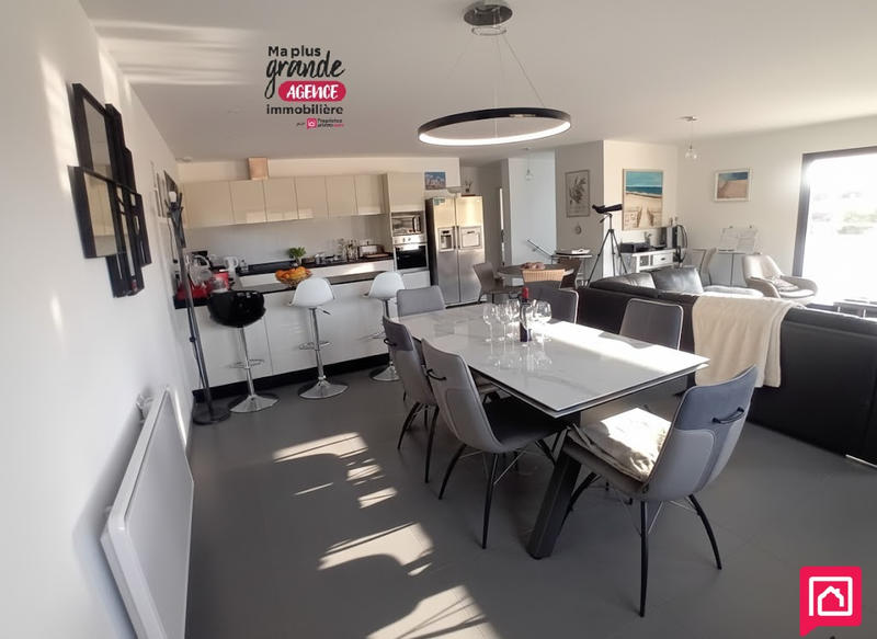 Maison - 147 m² - 6 pièces