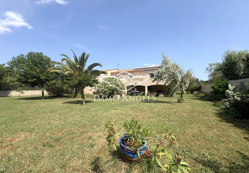 Maison - 163 m² - 8 pièces