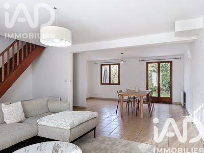 Maison - 135 m² - 6 pièces