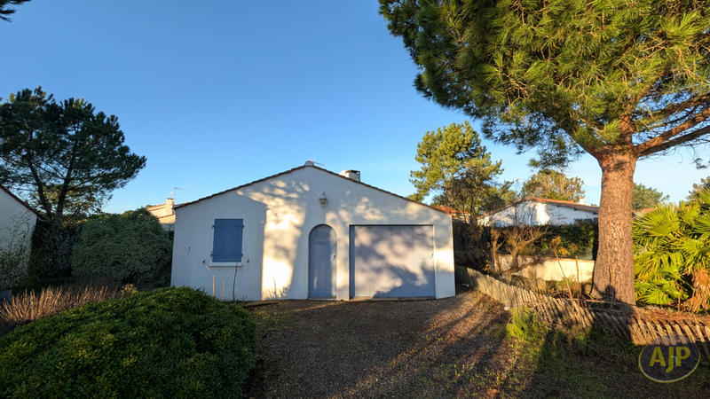 Maison - 95 m² - 5 pièces