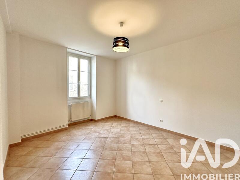Maison de village - 102 m² - 6 pièces