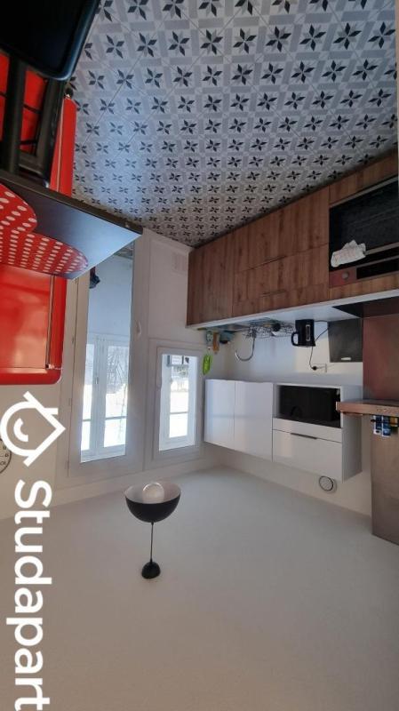 Chambre - 9 m² - 1 pièce