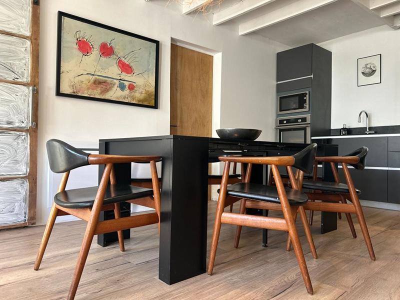 Maison - 260 m² - 10 pièces