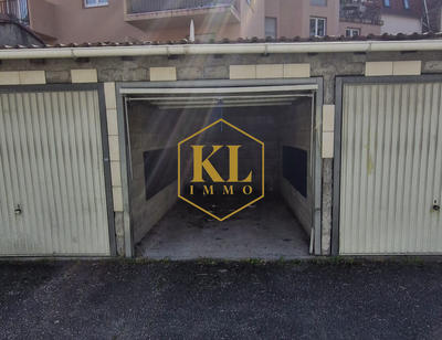 Parking / Garage - 13 m²