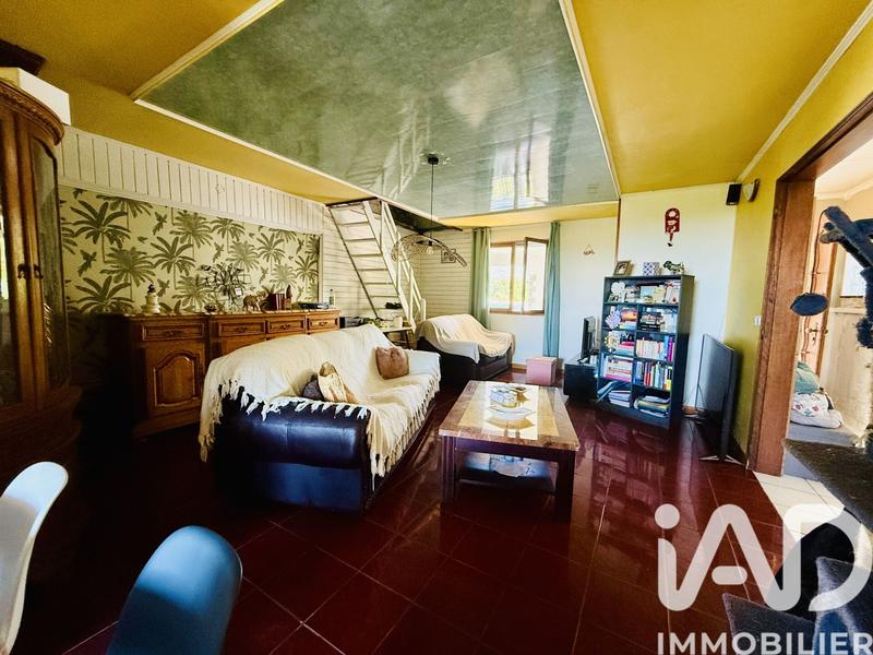 Maison - 220 m² - 7 pièces