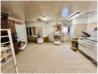 Fonds de commerce - 180 m²