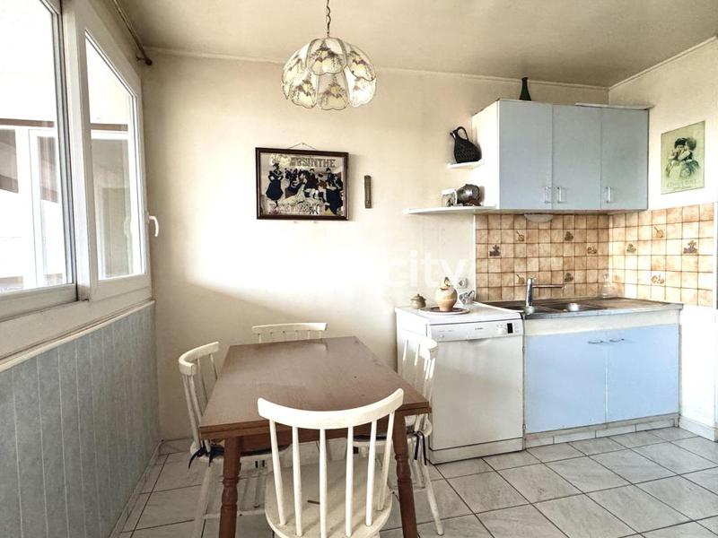 Appartement - 81 m² - 3 pièces