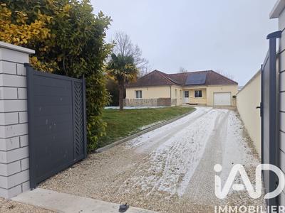 Maison - 95 m² - 4 pièces