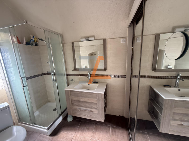 Duplex - 137 m² - 6 pièces