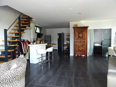Maison - 309 m² - 8 pièces