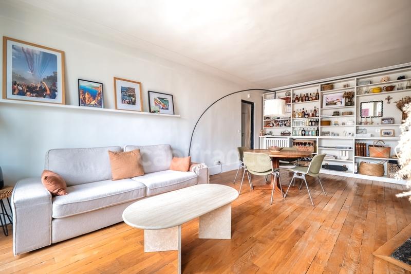 Appartement bourgeois - 84 m² - 3 pièces