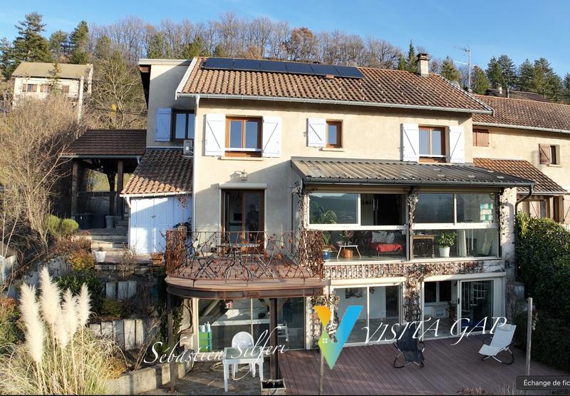 Maison - 159 m² - 6 pièces